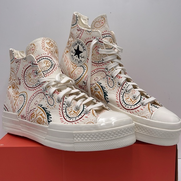 Converse Men’s High-Top Sneakers Platforms A08172C
CHUCK 70 PLUS HI
EGRET/BLPINK - Picture 4 of 16